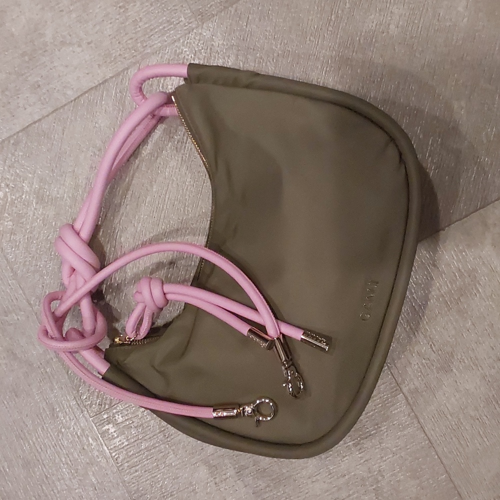 NWT GANNI Knot Hobo Bag in a kalamata green color contrasting pink Knot handle - Picture 2 of 13